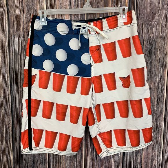 O'NEILL Mens Board Shorts Red Solo Cup Beer Pong American Flag Surf Trunks Sz 32 - Picture 1 of 9